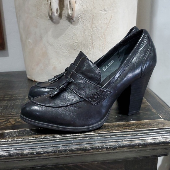 Born Nance Brown Leather Casual Penny Loafer Tassel Heels  BORN BLACK LEATHER HEELED LOAFERS W TASSELS NANCE CLASSY SMART OFFICE
